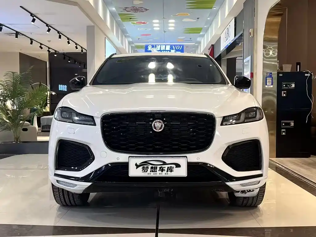JAGUAR F PACE