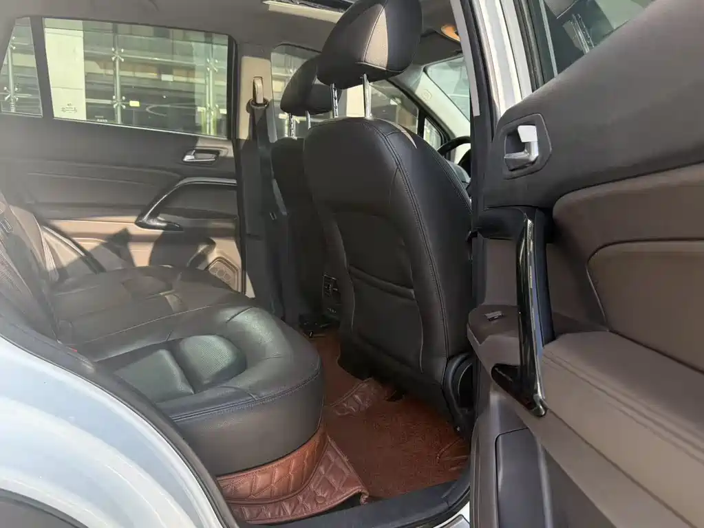 GAC TRUMPCHI GS4 NEW ENERGY