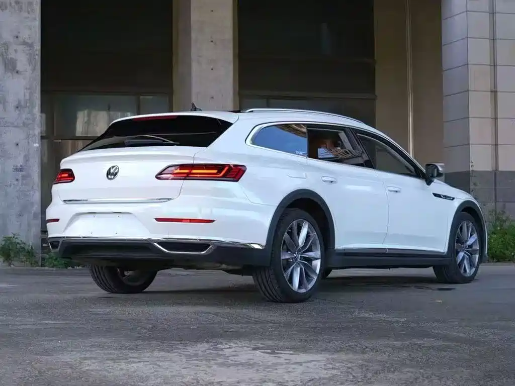 Volkswagen CC — миниатюра 8