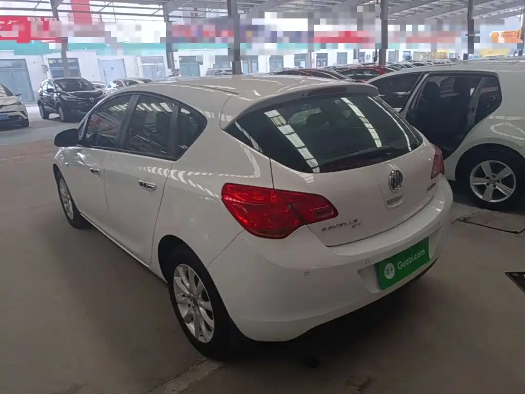 Buick Excelle — миниатюра 5