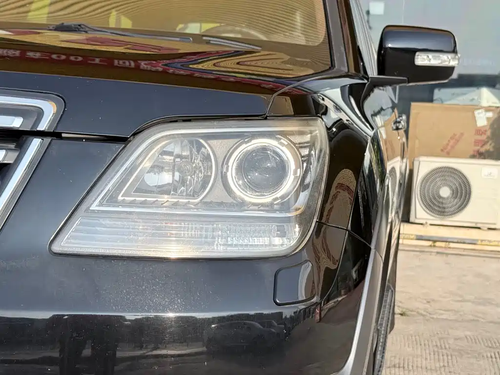 Kia Borrego — миниатюра 12