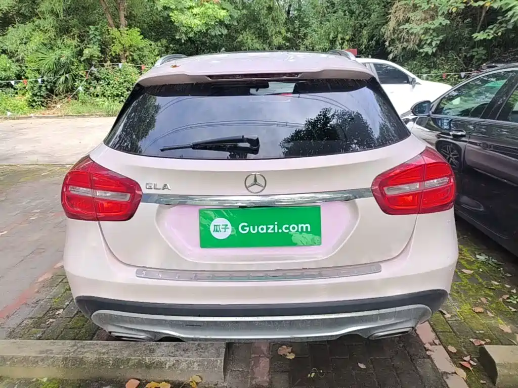 Mercedes-Benz GLA — миниатюра 6