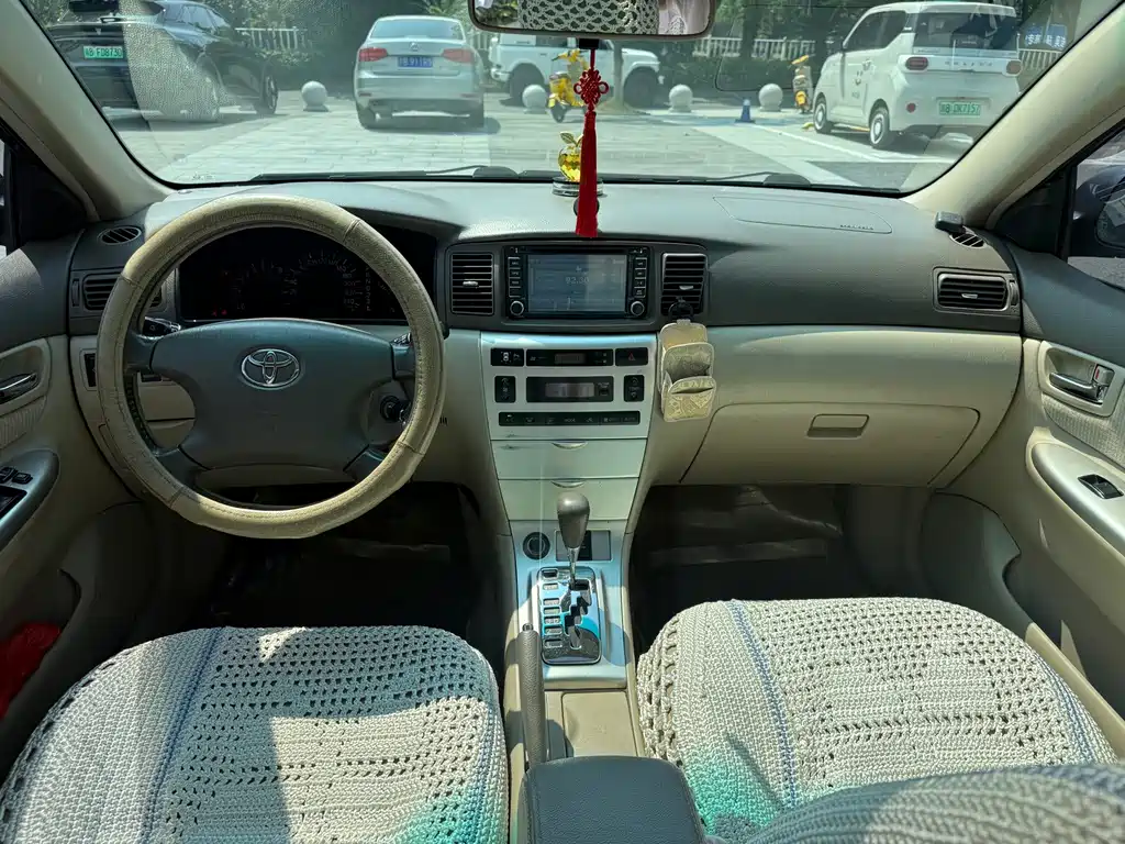 Toyota Corolla — миниатюра 6