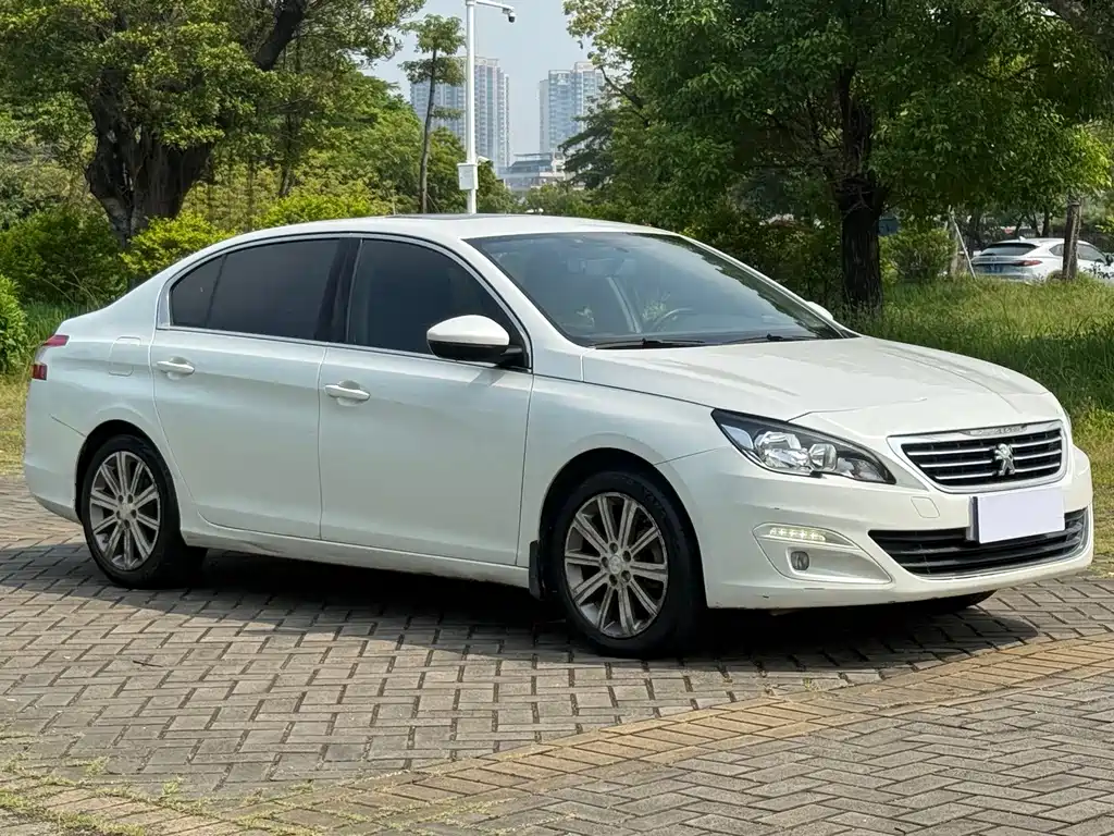 Peugeot 408 — миниатюра 3