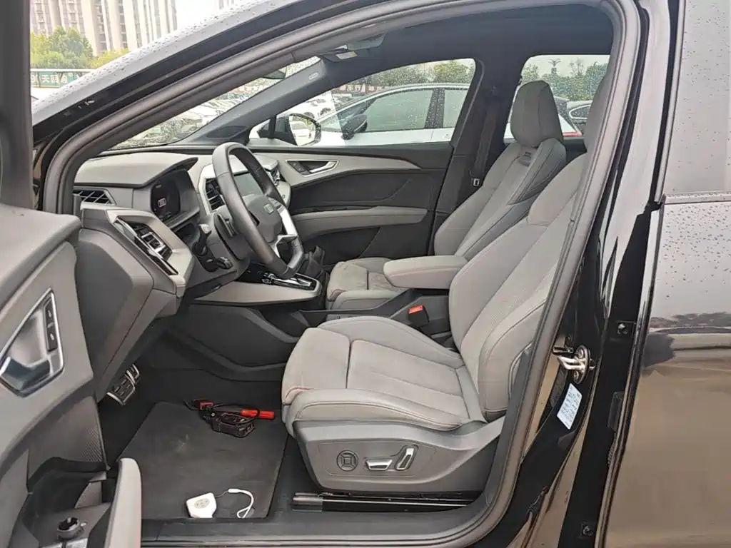 Audi Q5 e-tron — миниатюра 15