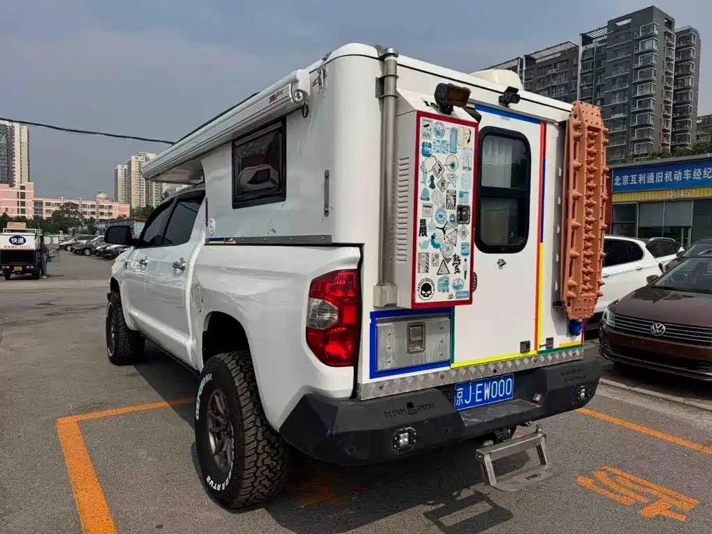 Toyota Tundra