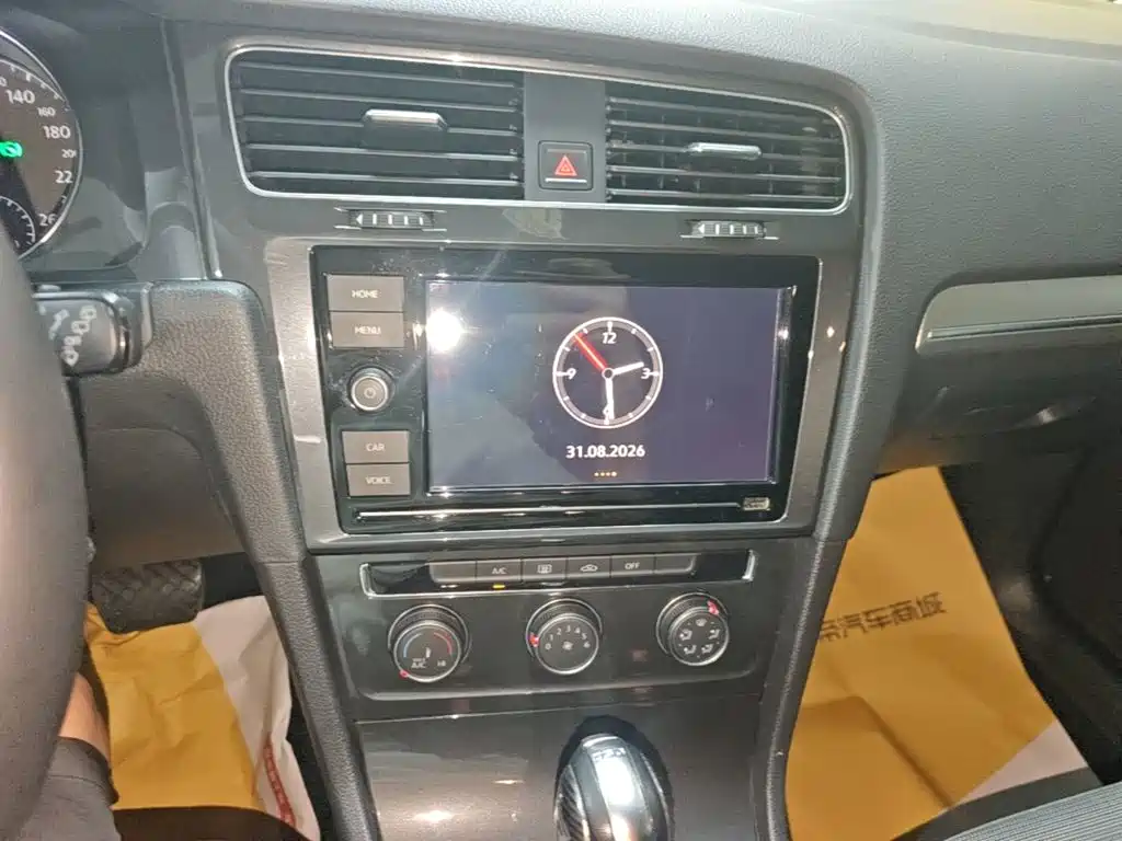 Volkswagen Golf — миниатюра 13