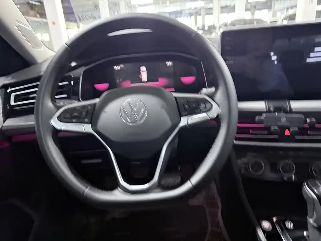 Volkswagen Sagitar — миниатюра 16