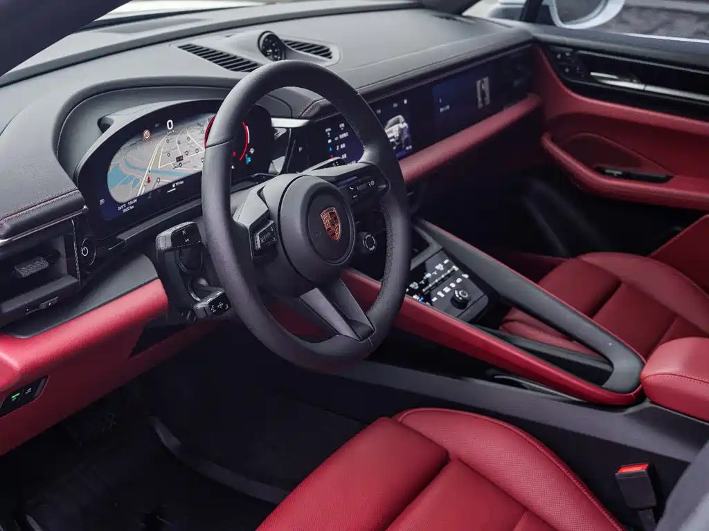 Porsche Macan EV — миниатюра 4