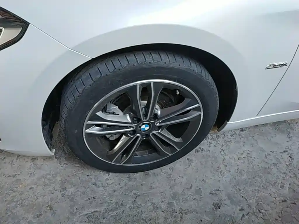 BMW 1 Series — миниатюра 23