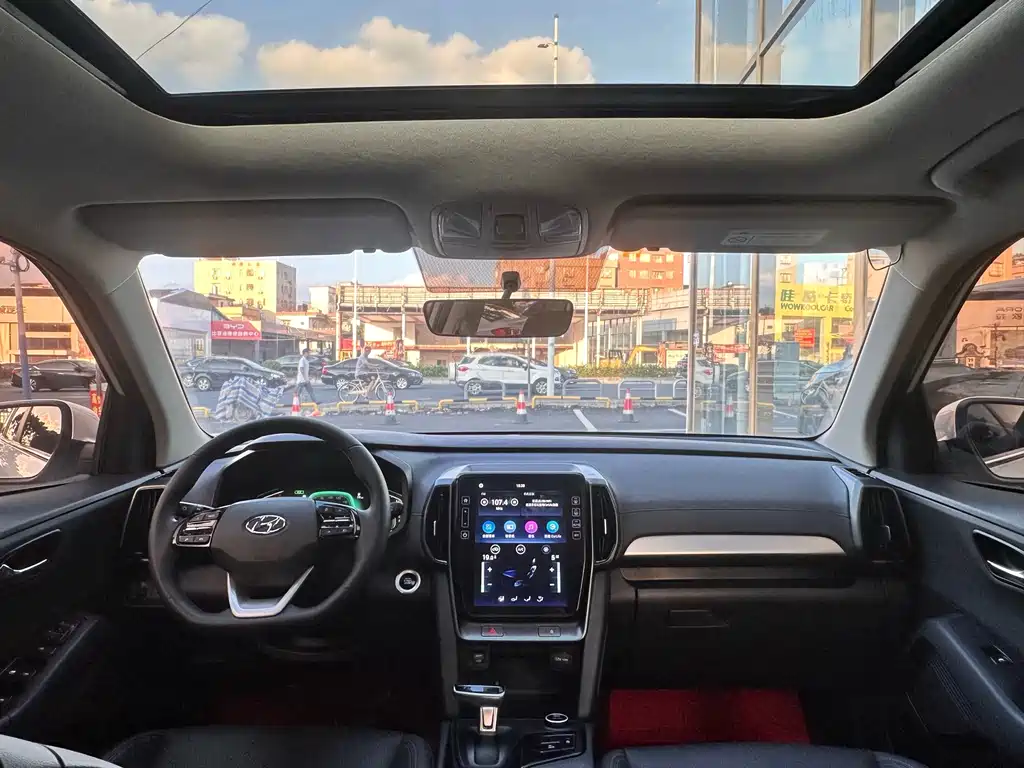 Hyundai ix35 - фото 2
