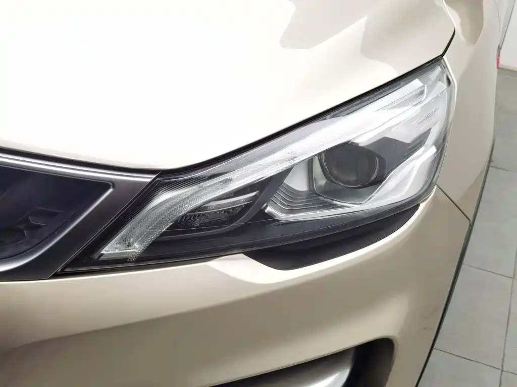 Geely Emgrand GS — миниатюра 7