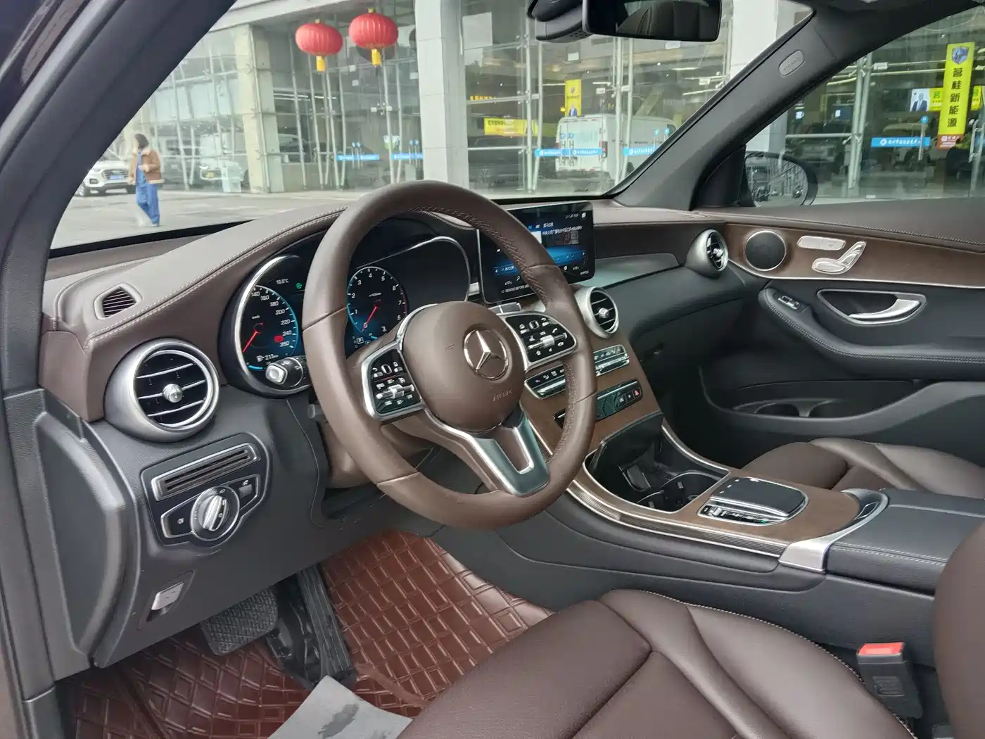 Mercedes-Benz GLC 2022 Red/purple из Китая, фото 3
