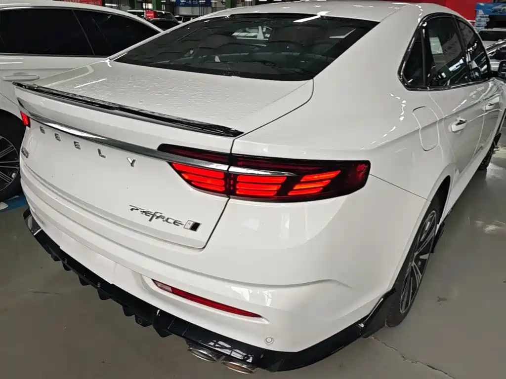 Geely Preface 2025 2.0TD