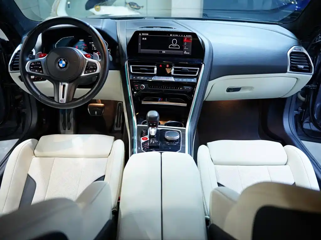 BMW M8 — миниатюра 46