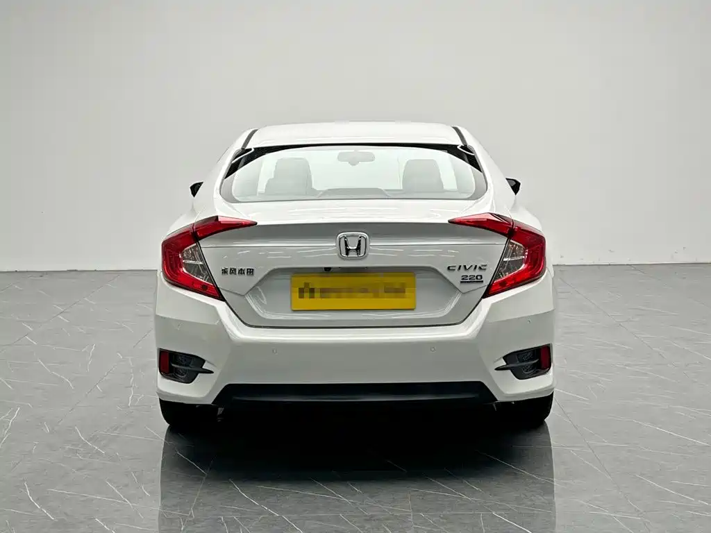 Honda Civic — миниатюра 5