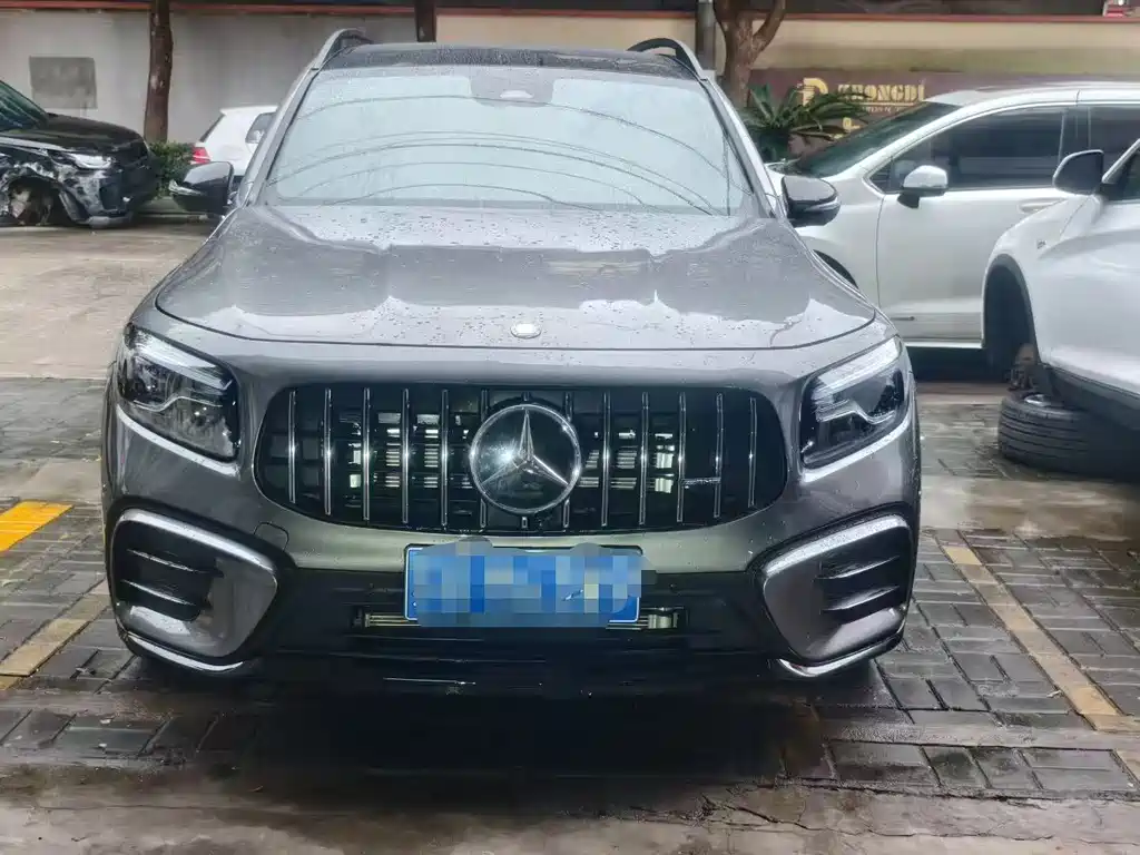 Mercedes-Benz GLB AMG — миниатюра 2