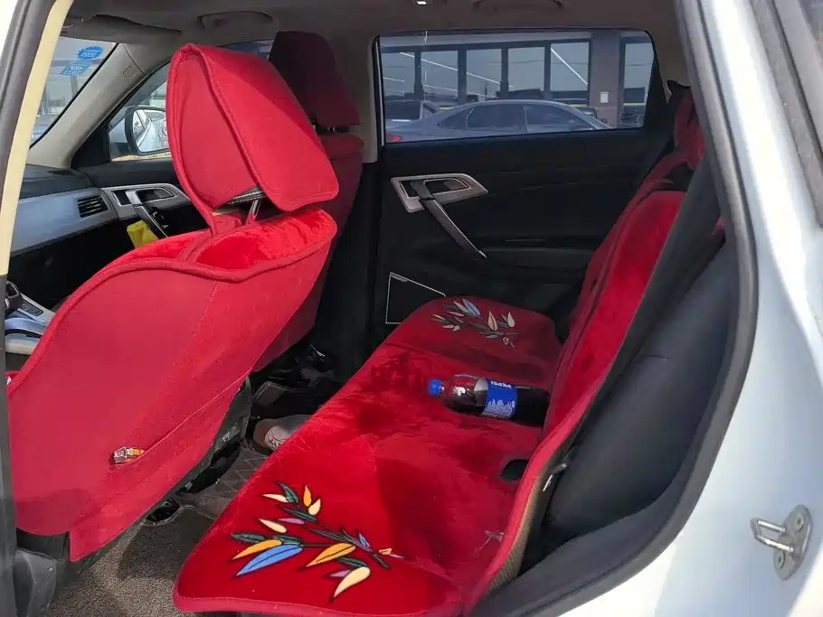 Geely Boyue — миниатюра 11