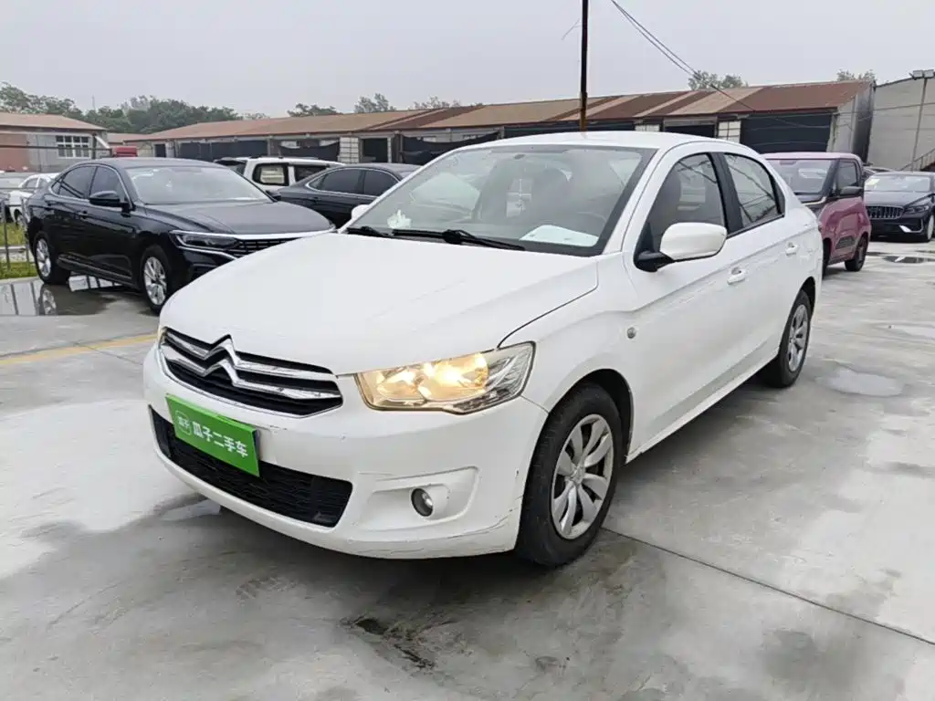 Citroen Elysee — миниатюра 2