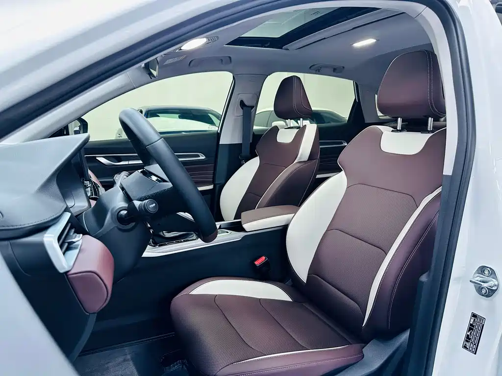 Geely Emgrand — миниатюра 10