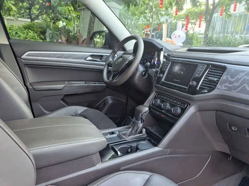 Volkswagen Teramont — миниатюра 17