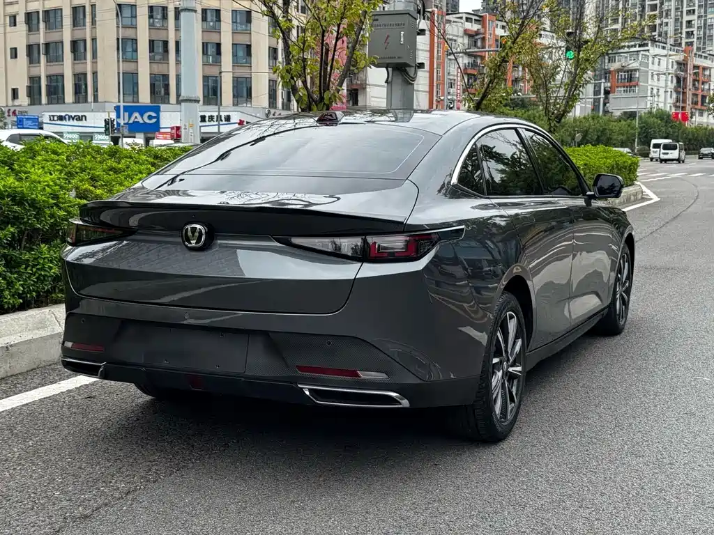 Changan Yida — миниатюра 22