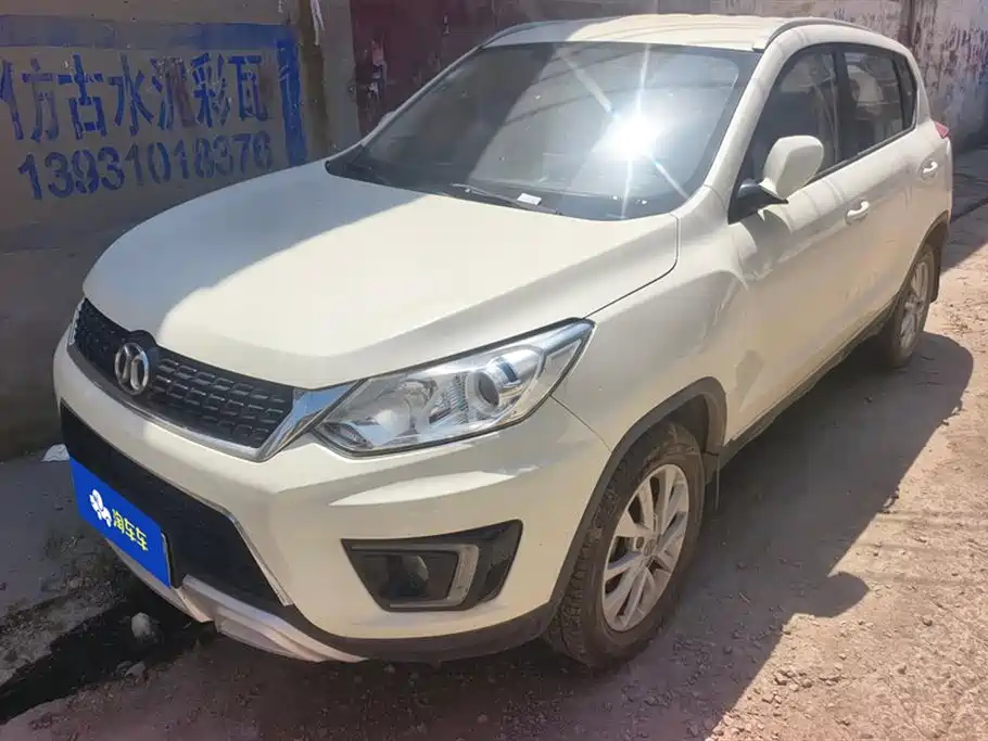 Купить BAIC Senova X35