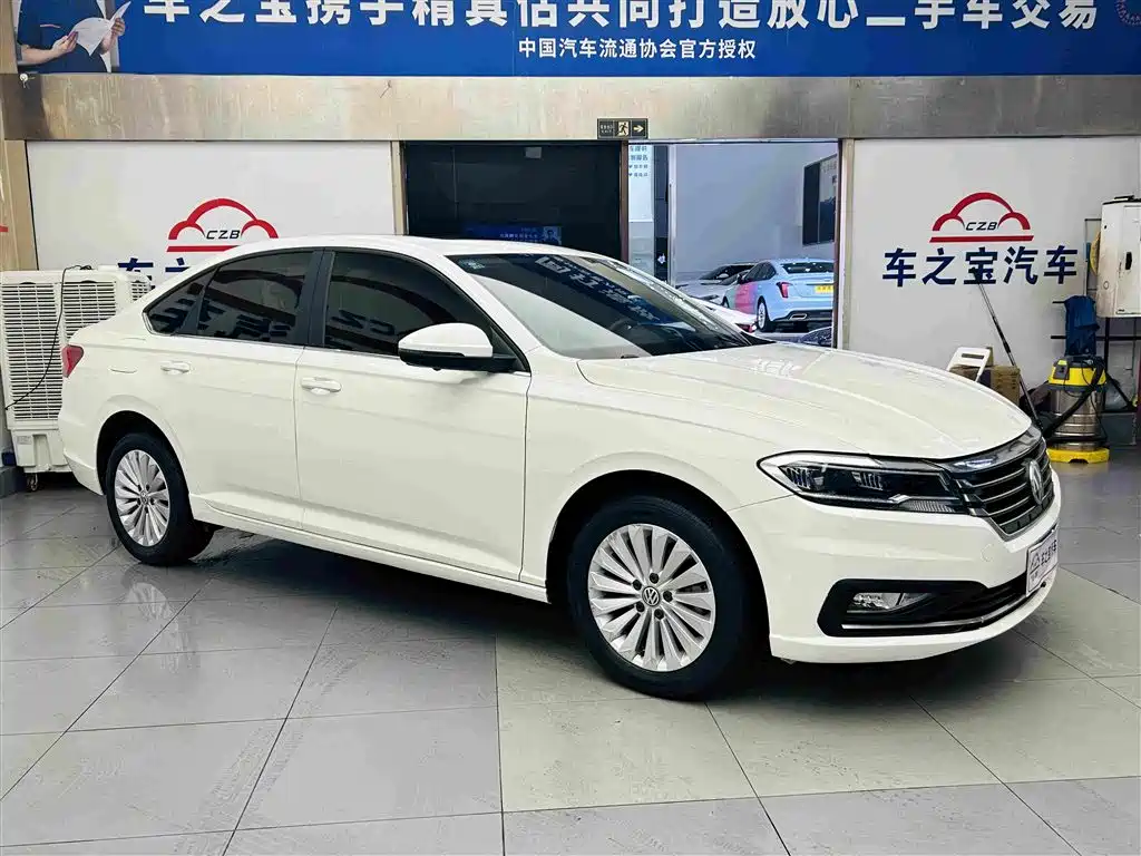 Volkswagen Lavida — миниатюра 4