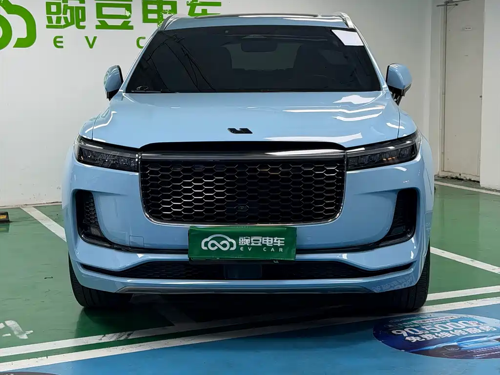 Li Auto ONE 2021 6 мест