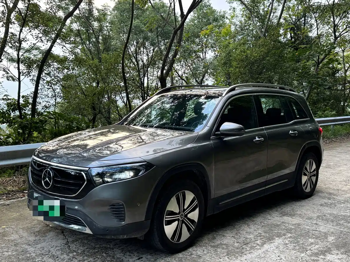奔驰EQB 2024款 EQB 260 2024