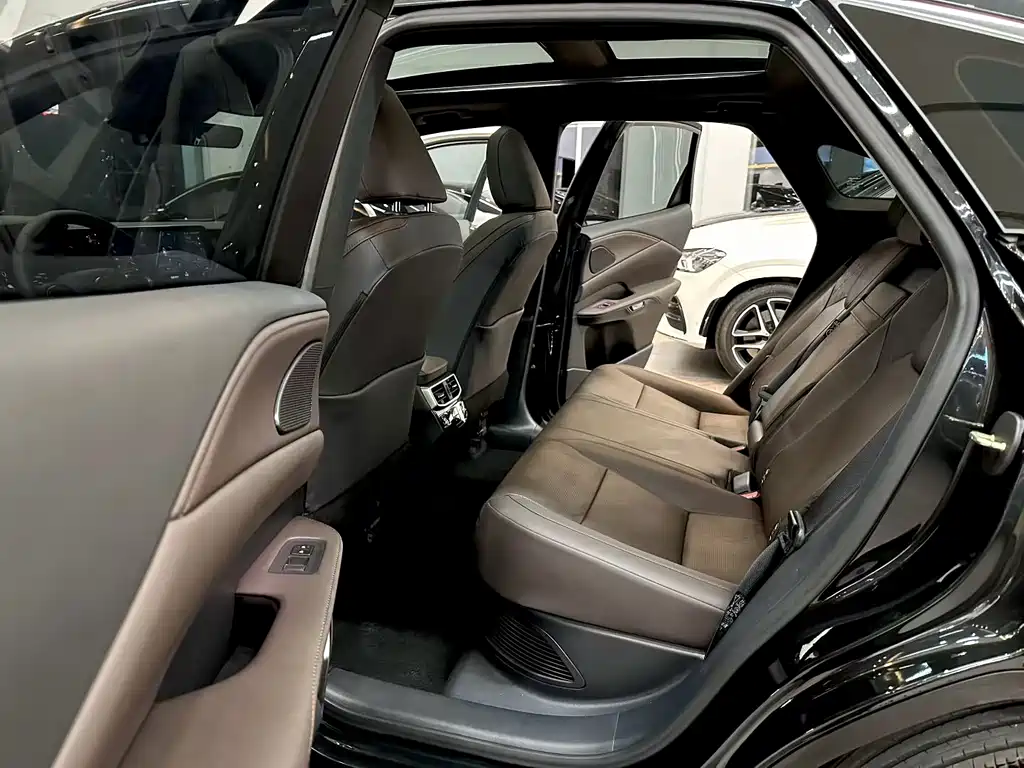 Lexus RX 2025 350h