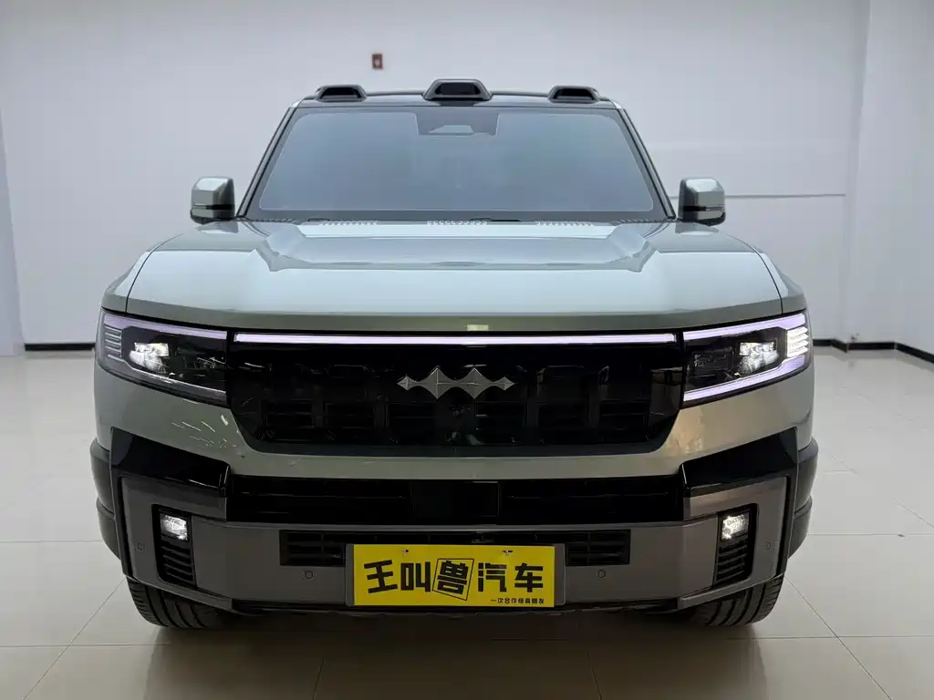 Fangchengbao Leopard 8 8 2025 Flagship 6 мест