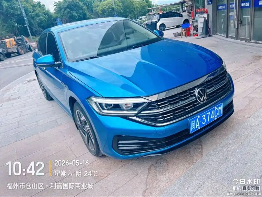Volkswagen Sagitar 2022