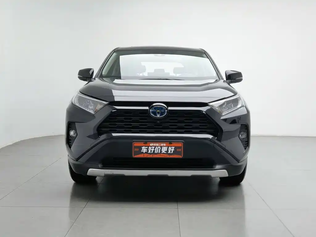 Toyota RAV4 — миниатюра 3