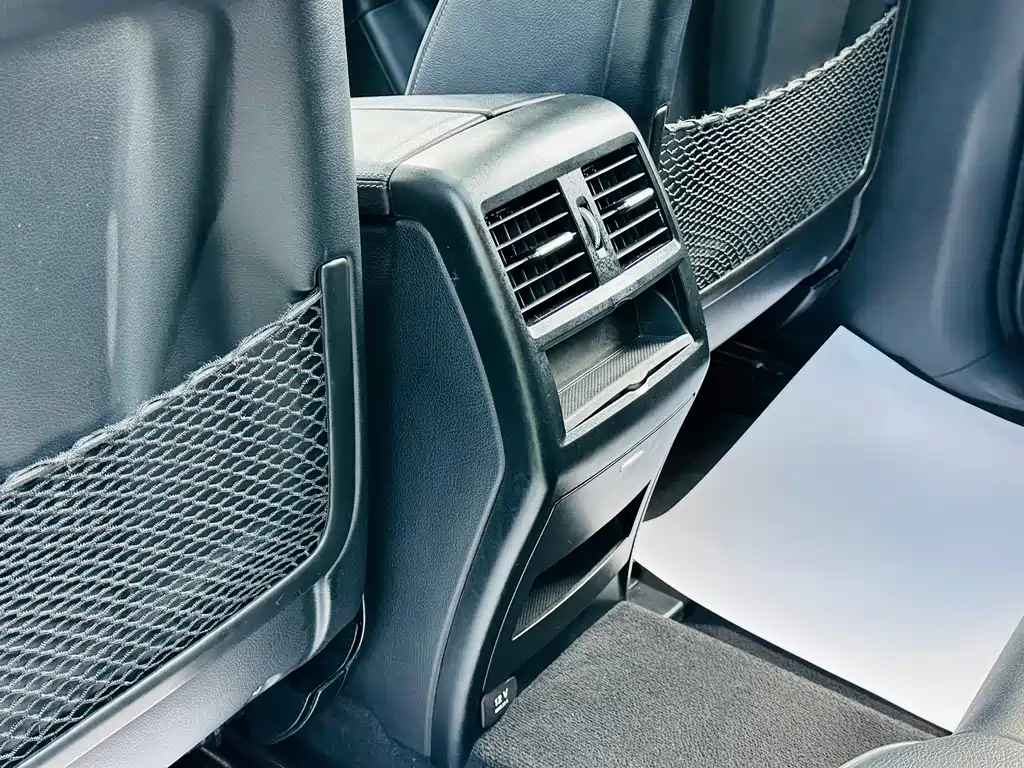 Mercedes-Benz M-Class — миниатюра 16