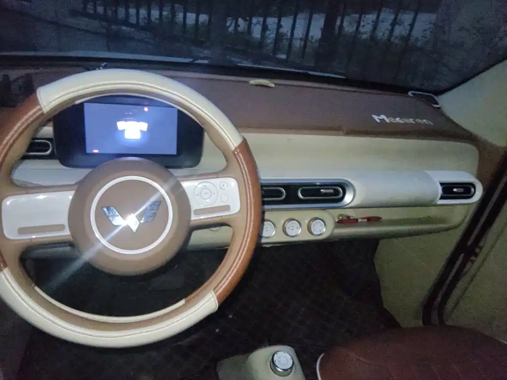 Wuling MINIEV — миниатюра 10