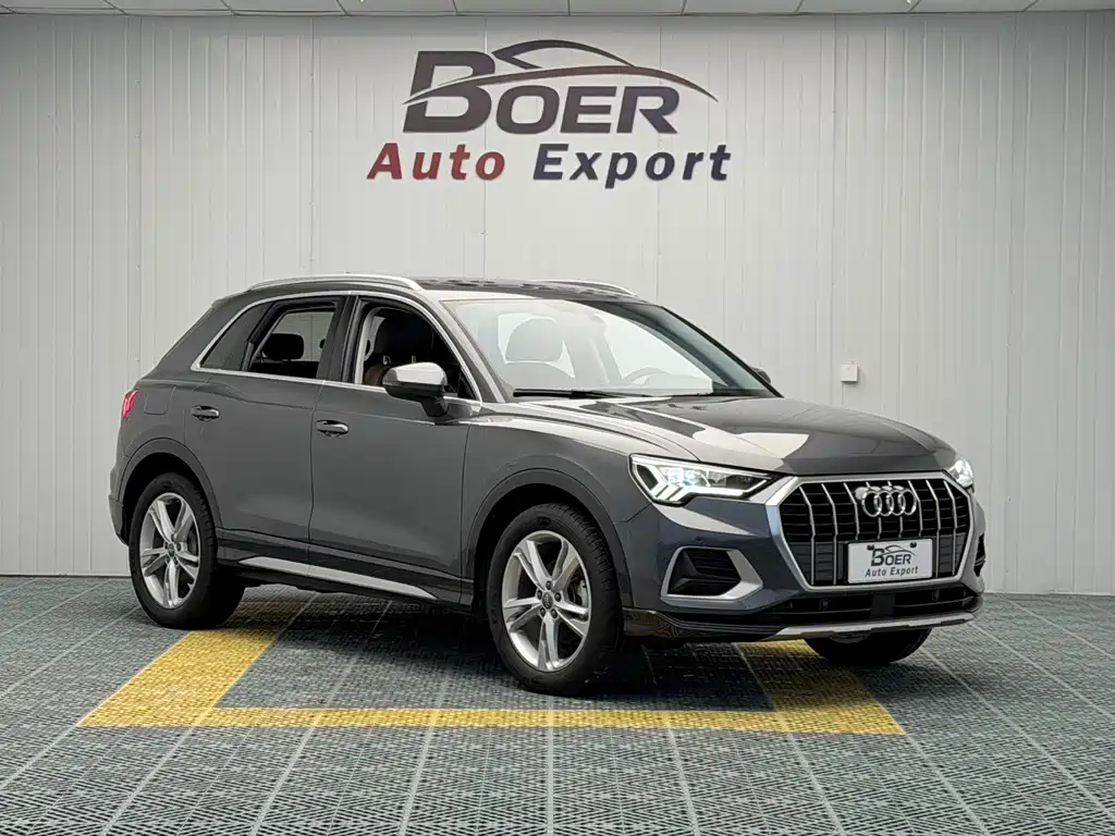 Audi Q3 - фото 3