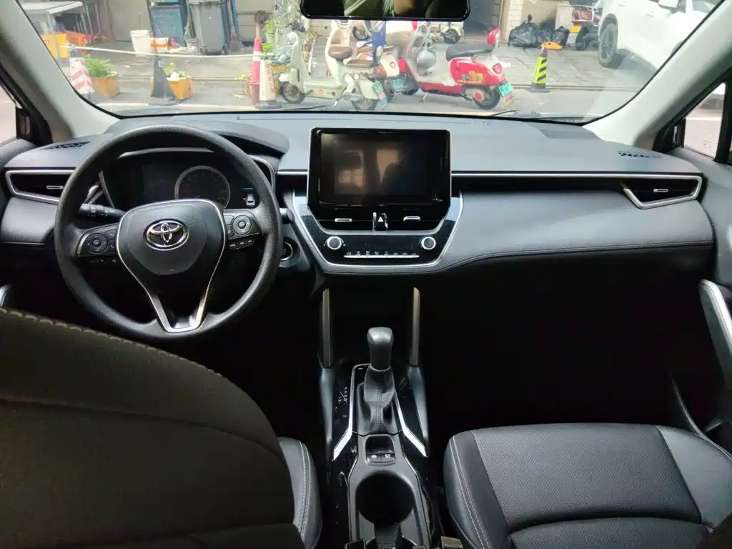 Toyota Frontlander — миниатюра 13