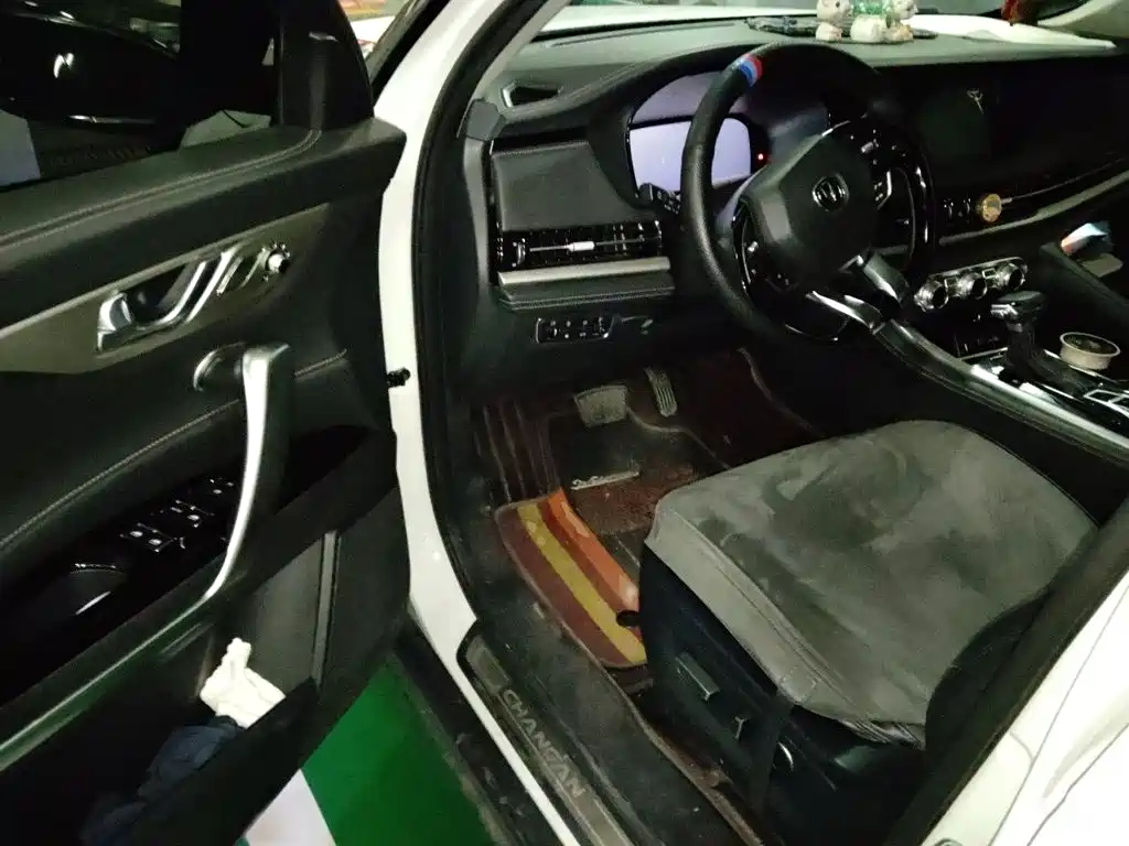 Changan CS95 — миниатюра 14