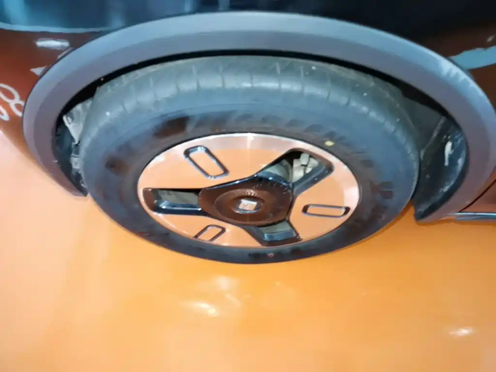 Baojun KiWi EV — миниатюра 23