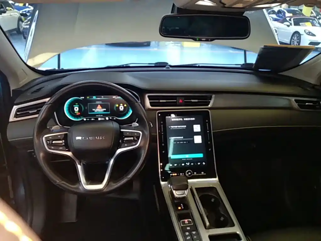Roewe RX5 New Energy — миниатюра 10
