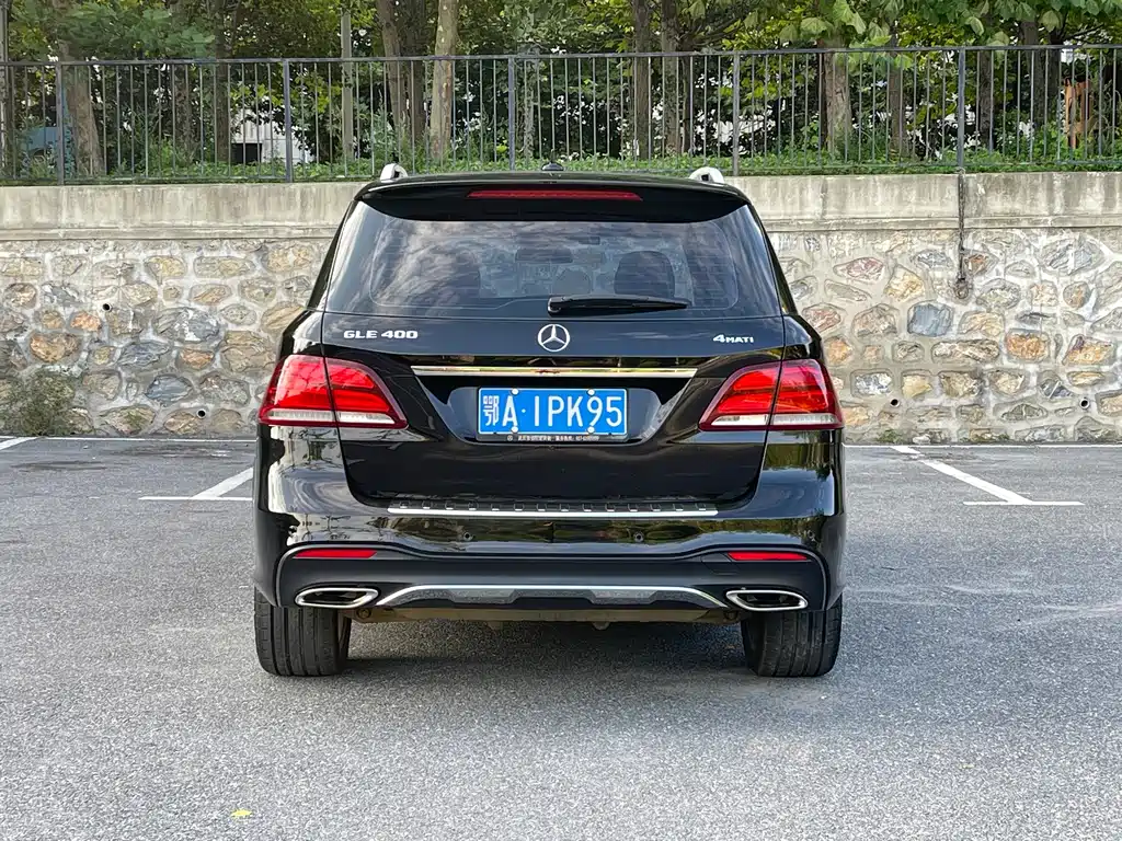 Mercedes-Benz GLE (Import) — миниатюра 8
