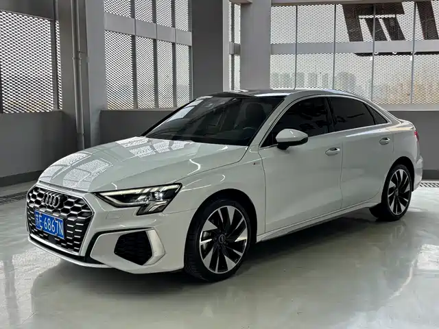 AUDI A3 2022