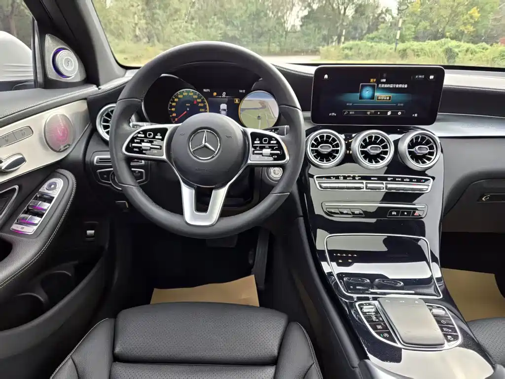 Mercedes-Benz GLC 2022 GLC 260 L 4MATIC