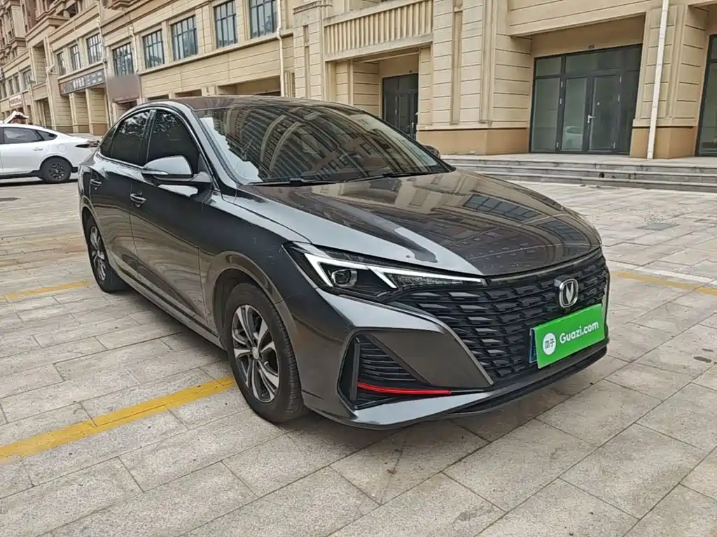Changan Eado — миниатюра 4