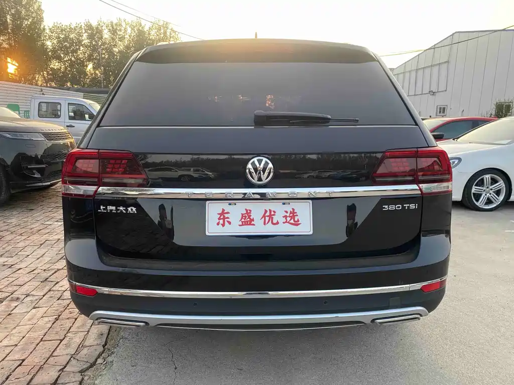 Volkswagen Teramont — миниатюра 5