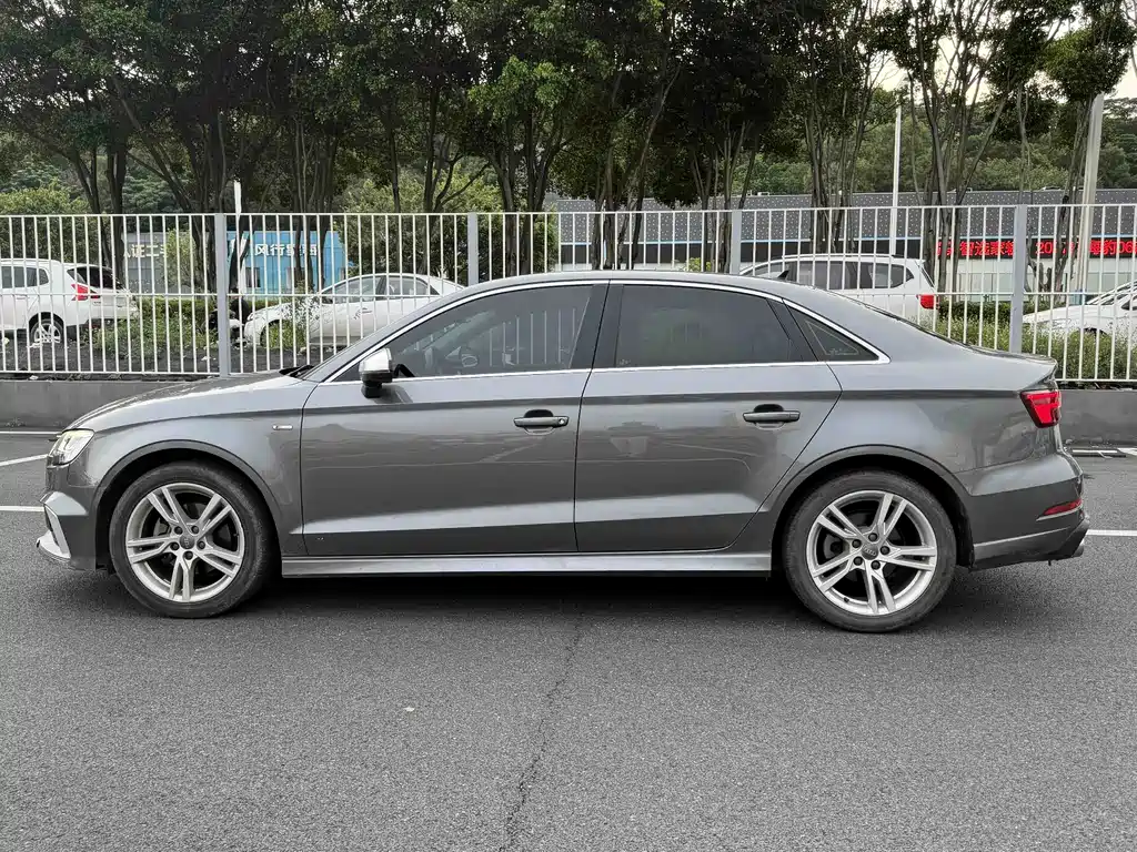 Audi A3 — миниатюра 3
