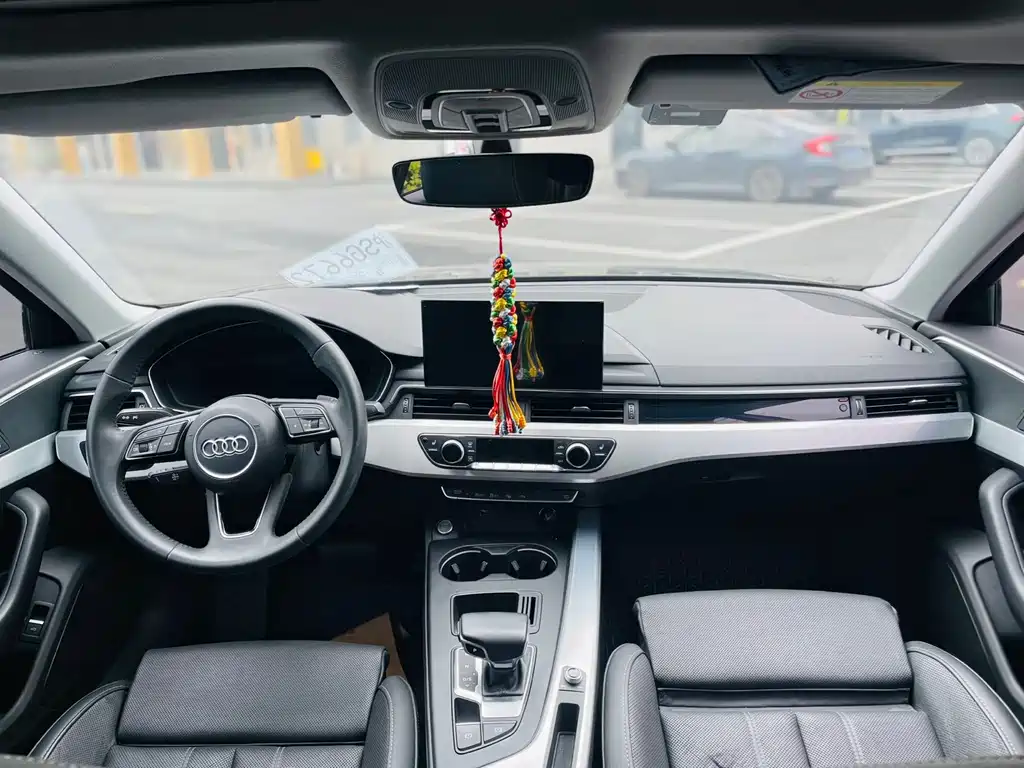 Audi A4L 2020 40 TFSI Luxury