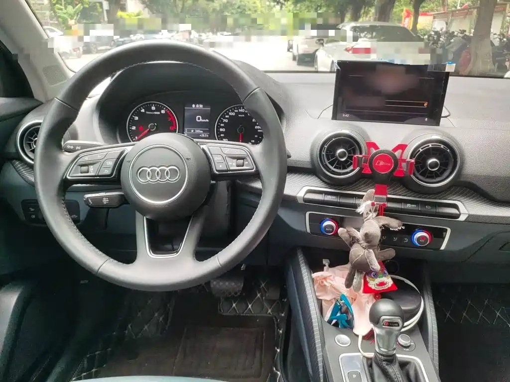 Audi Q2L — миниатюра 13