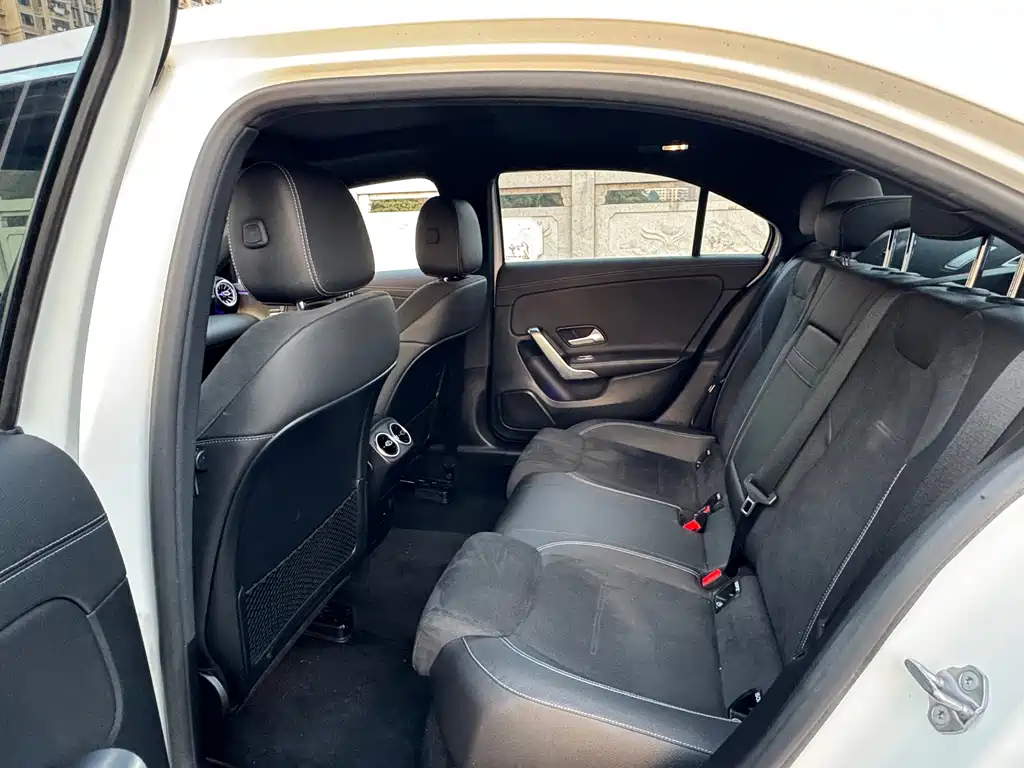 MERCEDES-BENZ A CLASS